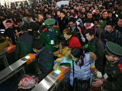 Лунный Новый год спровоцировал "билетный коллапс" в Китае