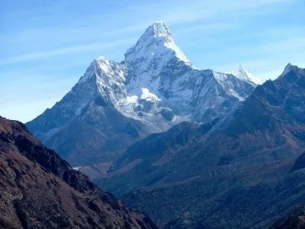 Індія перевірить висоту Евересту після землетрусу в Непалі