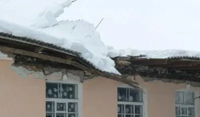 В Харьковской области из-за снега обрушилась крыша школьной котельной