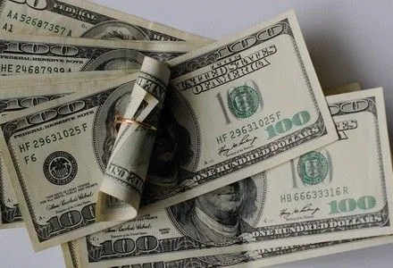 Объем продажи валюты на межбанке уменьшился на 5,78 млн долл.