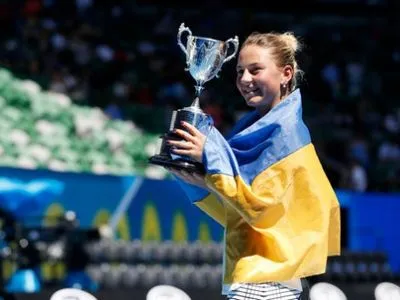 Президент поздравил М.Костюк с победой в юниорском Australian Open