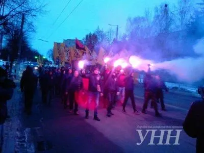 Марши памяти Героев Крут прошли в Украине