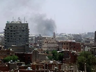 По меньшей мере 100 человек погибли в результате вооруженных столкновений в Йемене