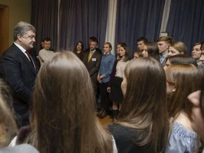 П.Порошенко зустрівся у Берліні з українськими студентами