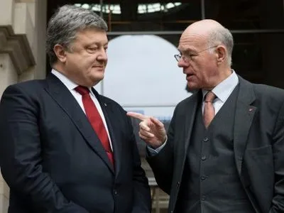 П.Порошенко і Н.Ламмерт обговорили підтримку німецьким урядом реформ в Україні