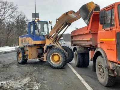 За выходные из Киева вывезли более 5 тыс. тонн снега