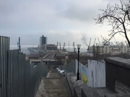 Потьомкінські сходи в Одесі перекриють до кінця квітня