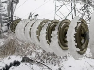 Бригады выехали для ремонта систем электроснабжения в Авдеевке