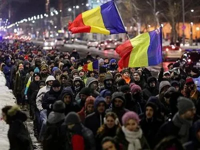 Румунський міністр пішов з посади на тлі масових протестів у країні
