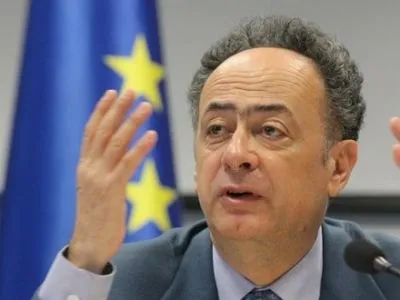 Посол ЕС призвал стороны конфликта на Донбассе отвести тяжелое вооружение