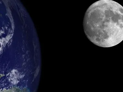 Американский ученый рассказал, когда Земля и Луна столкнутся