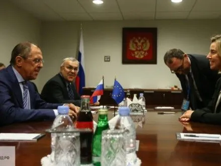 С.Лавров обсудил с Ф.Могерини обострение ситуации в Украине