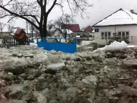 Для освобождения рек от ледяных заторов в Закарпатской области привлекут пиротехнические силы из соседних областей и военных