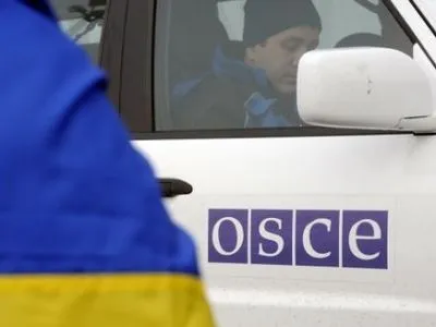 За последние дни ОБСЕ зафиксировала 31 тыс взрывов на Донбассе - Э.Апакан
