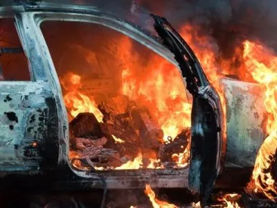 В центрі окупованого Луганська вибухнув позашляховик Toyota
