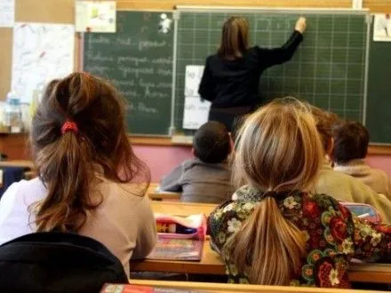 Школы Авдеевки, Марьинки и Красногоровки работают в обычном режиме - председатель ВГА