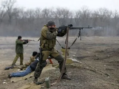 Украинских офицеров СЦКК на Донбассе обстреляли вражеские снайперы - штаб АТО