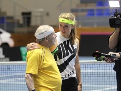 Е.Світоліна зіграла в теніс із 92-річним українцем