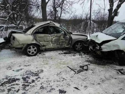 В результате ДТП во Львовской области один человек погиб, двое - в больнице