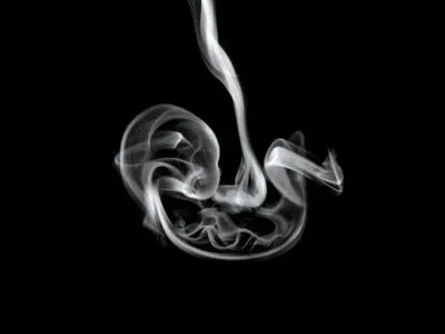 Вчені з'ясували, як куріння чоловіка впливає на здоров'я майбутніх дітей