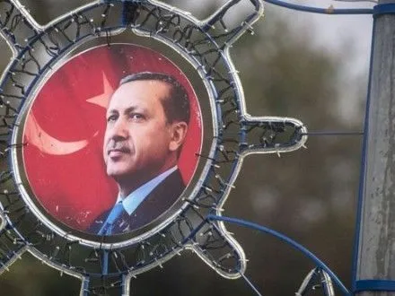 В Турции еще 4,5 тысячи госслужащих уволены из-за путча