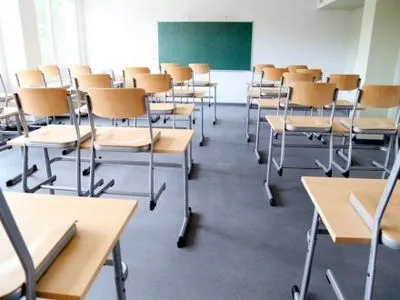В трех школах Киева приостановлены занятия