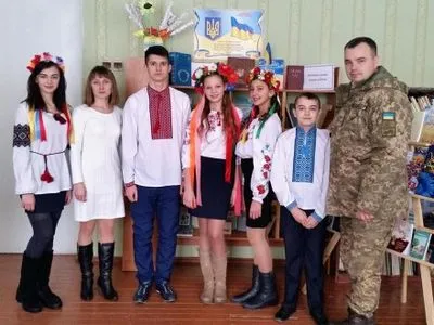 Дети Луганской области вместе с военными записали стихотворение-поддержку ко всей Украине