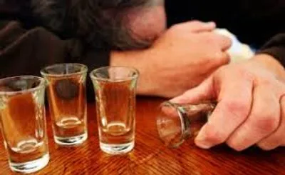 За рік кількість отруєнь алкоголем у Волинській області зросла майже на третину