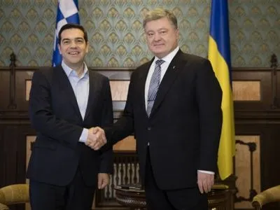 Президент Украины и премьер Греции выступили за усиление отношений между странами