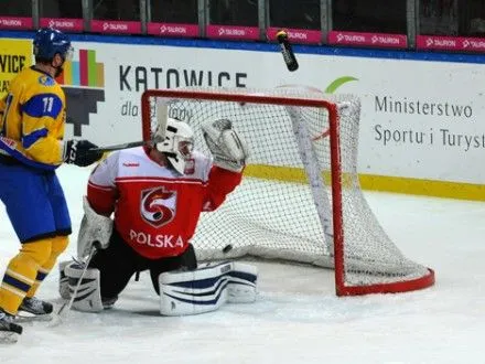 Хоккеисты сборной Украины в овертайме уступили команде Польши