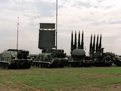 Минобороны проведет 25 тактических учений с зенитными ракетными батареями ЗРК "Бук М1"