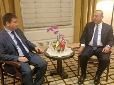 П.Климкин встретился с главой МИД Турции