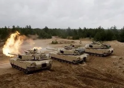 Литва сьогодні отримає американські танки