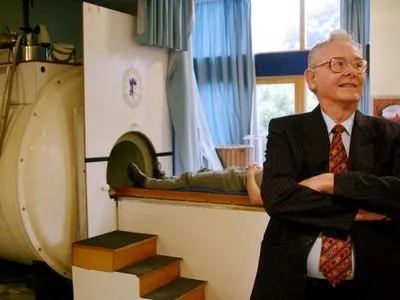 Нобелевский лауреат и изобретатель МРТ умер в возрасте 83 лет