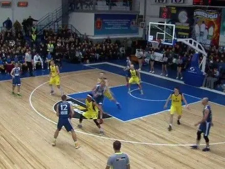 Одесская "Бипа" в баскетбольной Суперлиге уверенно переиграла "Николаев"