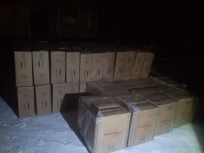 Правоохранители обнаружили на Буковине склад с сигаретами на 1,4 миллиона гривен
