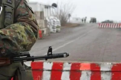 Боевики снова обстреляли контрольный пост "Марьинка"