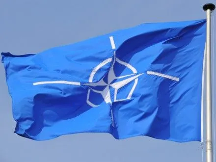 Страны НАТО увеличили расходы на оборону на 10 млрд долл.