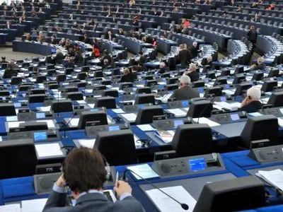 Европарламент сегодня рассмотрит обострение ситуации на Донбассе