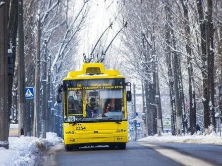 deyaki-kiyivski-avtobusi-zminyat-marshrut