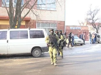 В Черкассах задержали злоумышленника, который захватил в заложники полицейского