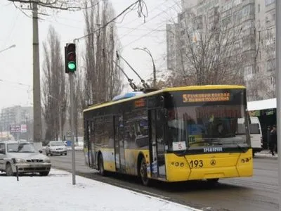 Через ярмарки движение некоторых киевских троллейбусов временно изменится