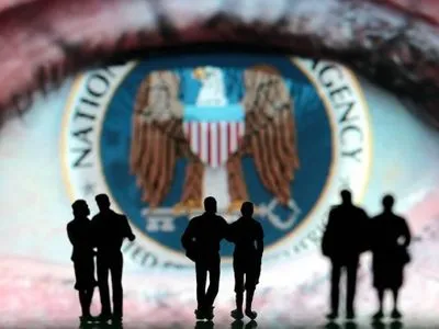 Директор ЦРУ опроверг то, что сотрудники разведки скрывают информацию от Д.Трампа