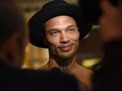 "Найсексуальніший злочинець в світі" взяв участь у тижні моди в Нью-Йорку