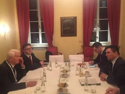П.Климкин во время Мюнхенской конференции встретился с Министром иностранных дел Румынии