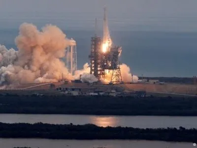 SpaceX успішно вивела на орбіту нову "посилку" для МКС
