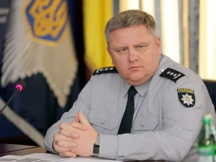 pid-chas-sutichok-postrazhdav-politseyskiy-pyatokh-protestuvalnikiv-zatrimali-a-krischenko
