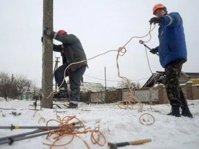 Українська сторона повністю відремонтувала лінії електропередач у Авдіївці