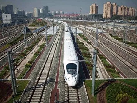 Китай в 2017 году выделит на строительство железных дорог 117 млрд долларов