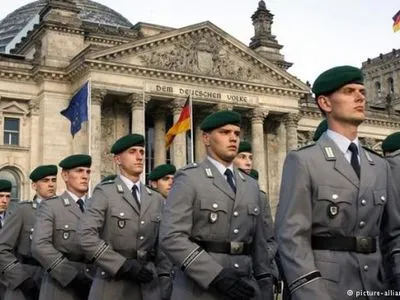 Міноборони Німеччини планує збільшення чисельності Бундесверу